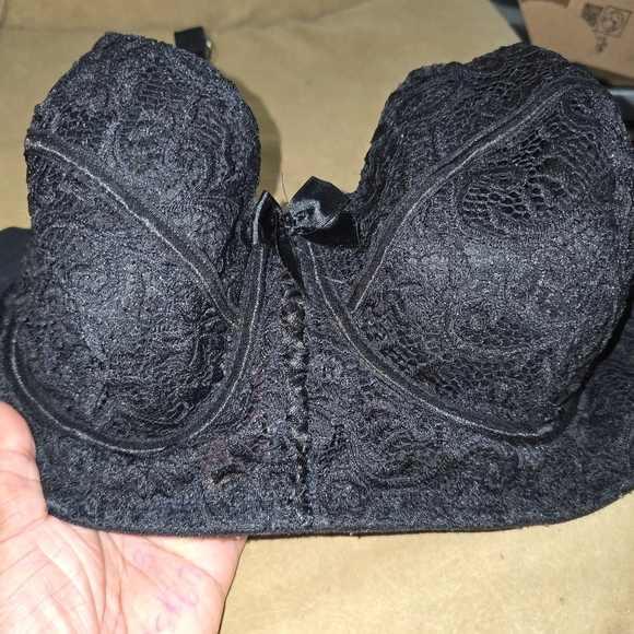 Adore Me Elegant Black Lace Bra With Underwire Size 40DD - Picture 2 of 5